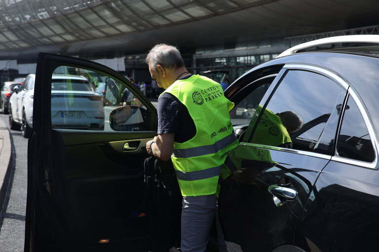 Günstig Parken Flughafen DUS